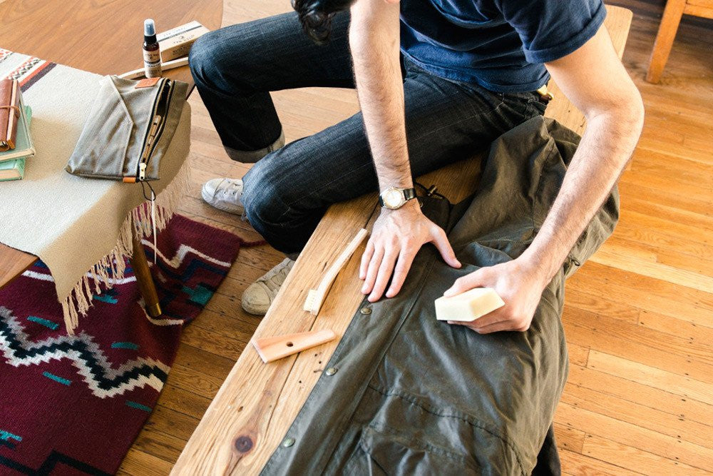 waxed canvas, care kit, otter wax, red clouds collective, bar of wax, tin cloth, how to apply waxed canvas