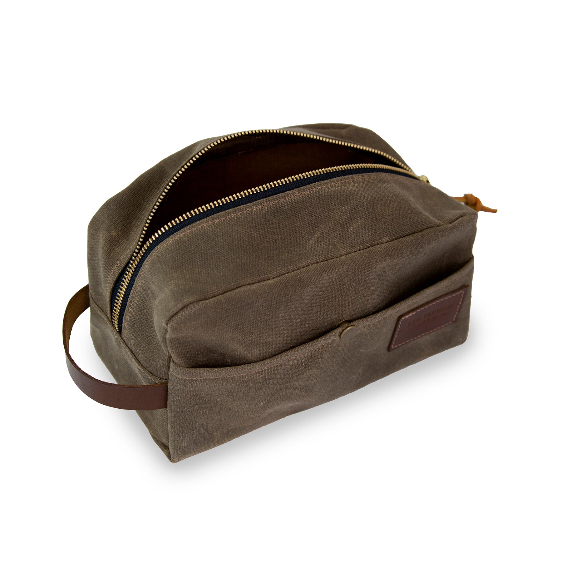 dopp kit, waxed canvas dopp kit, leather dopp kit, travel bag, toiletry bag, travel kit, made in usa, handcrafted, custom bag, portland, made in america, handmade, portland craft, best dopp kit