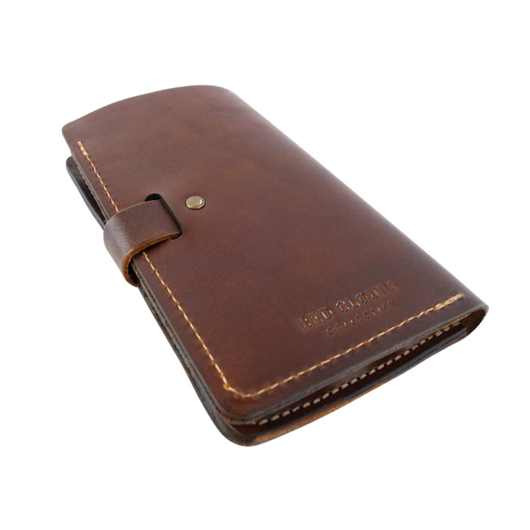 Leather Art Kit, Leather notebook, The Journeyman Art Kit is made with Herman Oak leather. Moleskine notebook and 3 micron pens for a complete traveling art kit.