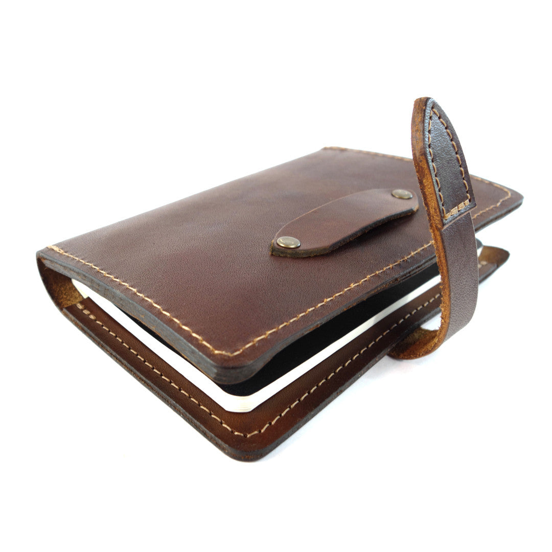 Leather Art Kit, Leather notebook, The Journeyman Art Kit is made with Herman Oak leather. Moleskine notebook and 3 micron pens for a complete traveling art kit.
