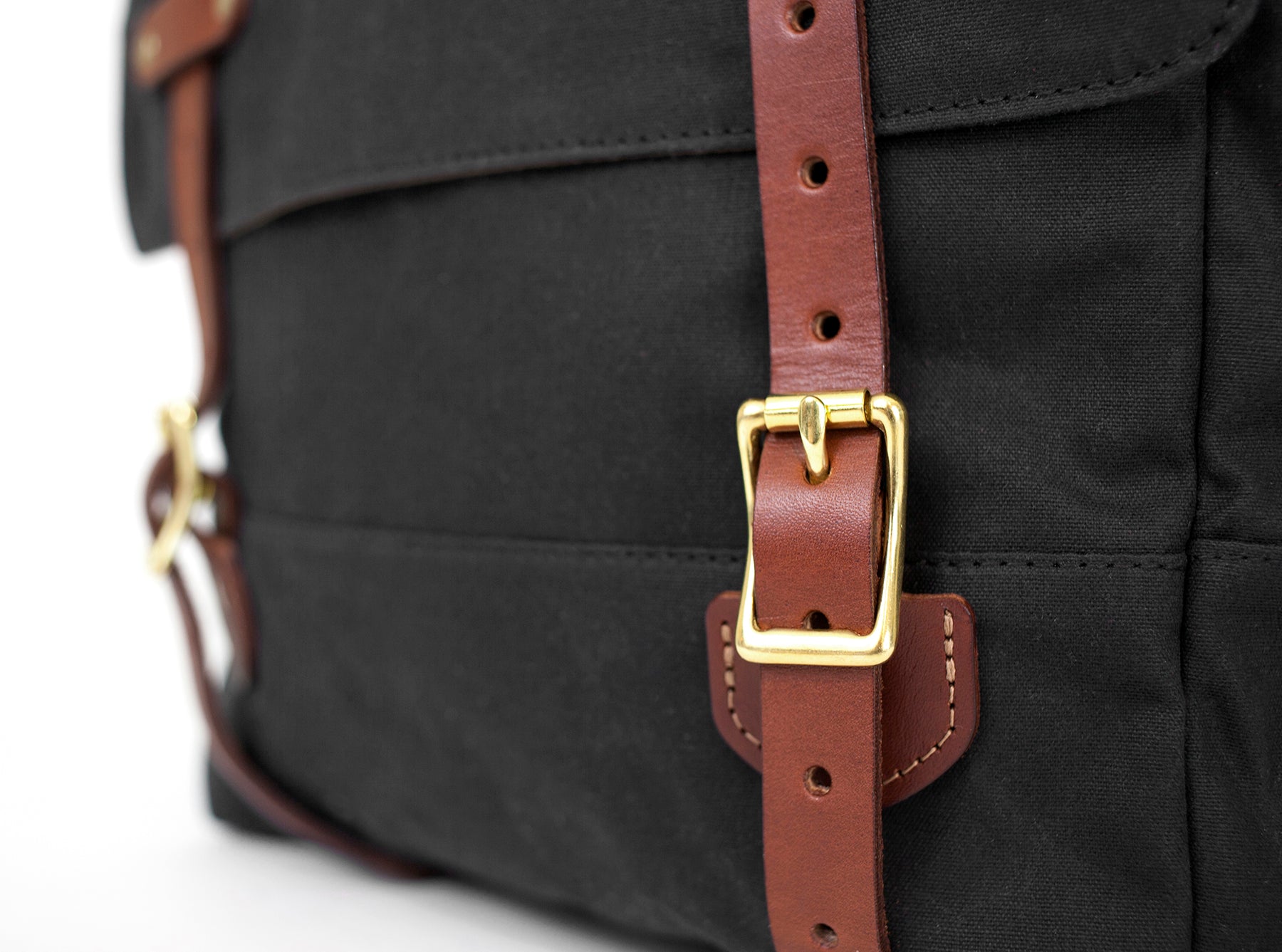 The Catamount Backpack - Black / Brown