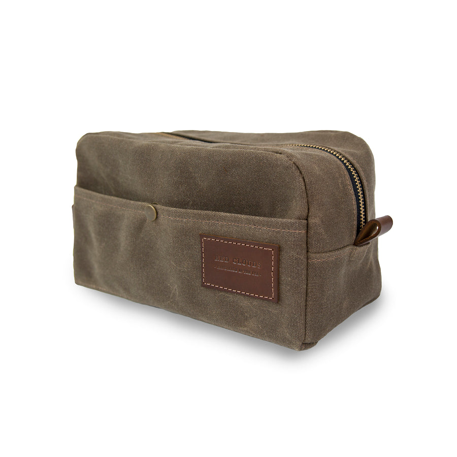 dopp kit, waxed canvas dopp kit, leather dopp kit, travel bag, toiletry bag, travel kit, made in usa, handcrafted, custom bag, portland, made in america, handmade, portland craft, best dopp kit