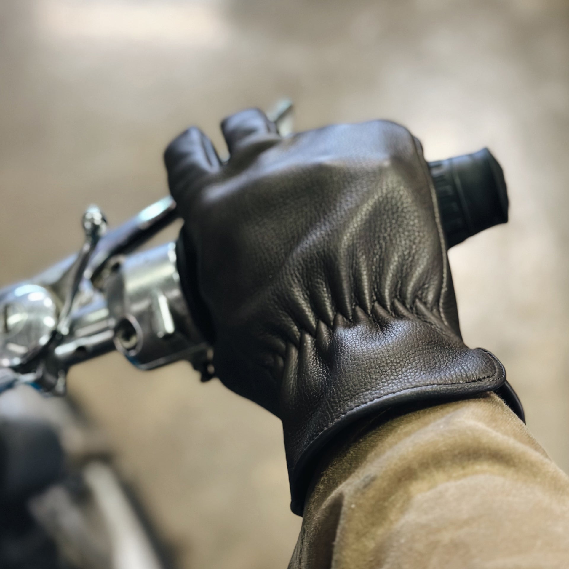 The Roper Glove - Black Leather