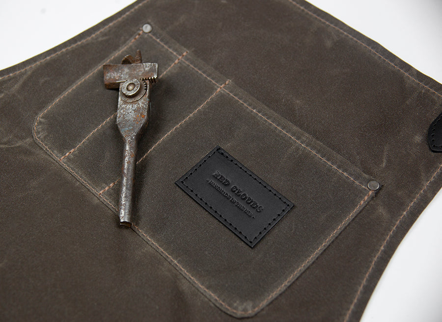 The Winston Apron - Havana / Black Leather